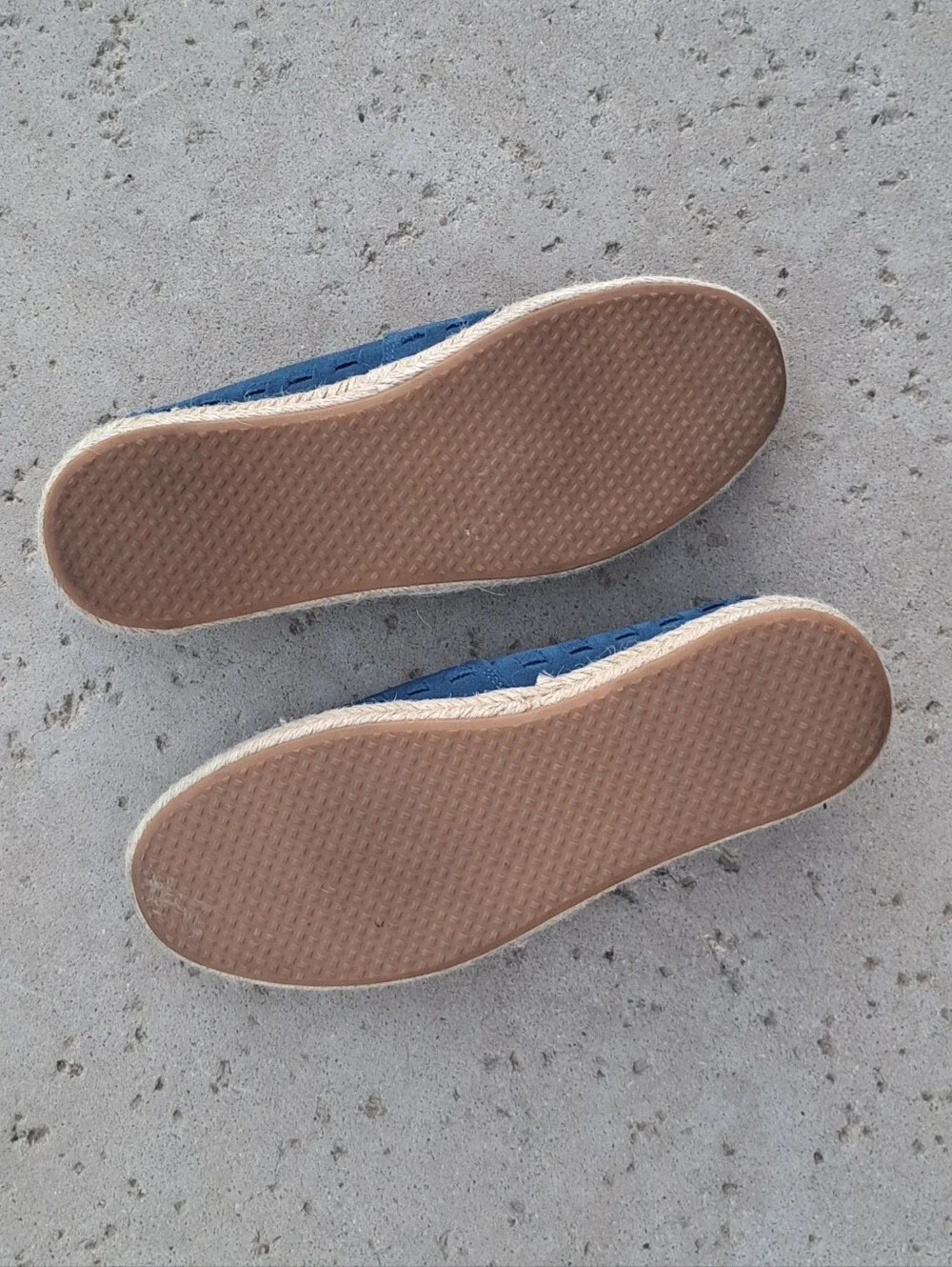 NWOT TOMS Navy Blue Suede Alpargata Rope Espadrille Slip Ons - Size 7✨ BRAND NEW